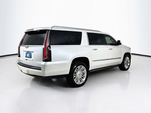 Used 2016 Cadillac Escalade ESV Platinum RWD image 8