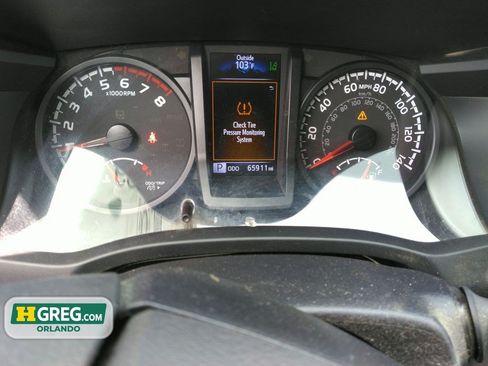 Used 2022 Toyota Tacoma SR RWD image 14