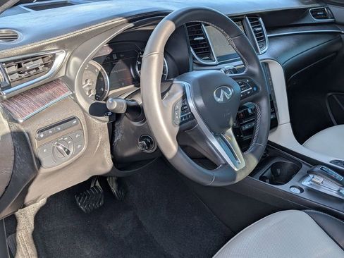 Used 2025 INFINITI QX55 Sensory w/ Lighting Package image 9