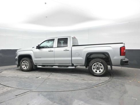 Used 2019 GMC Sierra 1500 Limited w/ Sierra Convenience Package AWD/4WD image 3