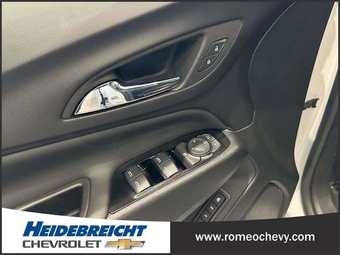 Certified 2023 Chevrolet Equinox Premier image 18