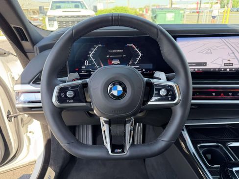 Used 2026 BMW 740i xDrive AWD/4WD image 32