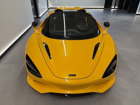 New 2027 McLaren 750S Spider RWD image 11