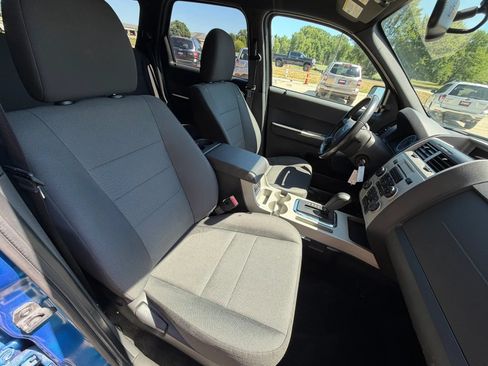 Used 2012 Ford Escape XLT FWD image 13