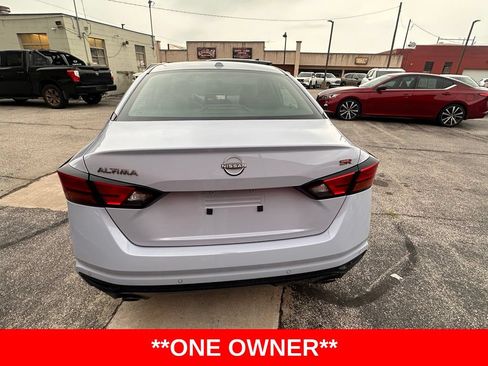 Certified 2024 Nissan Altima 2.5 SR w/ SR Premium Package FWD image 4