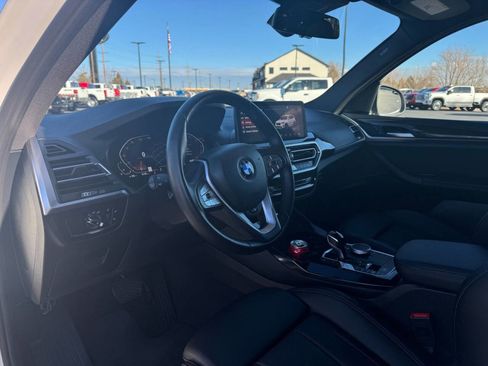 Used 2024 BMW X3 xDrive30i w/ Premium Essential Package image 18