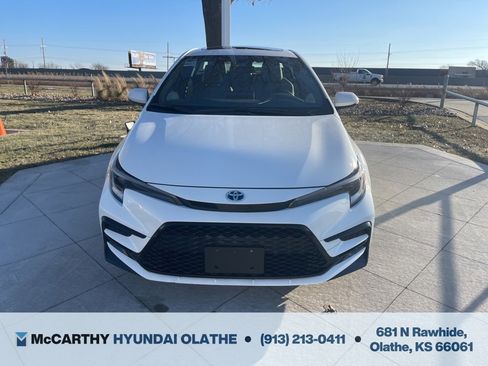 Used 2024 Toyota Corolla LE image 14
