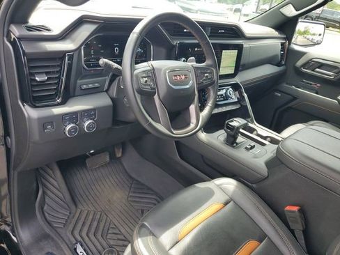 Certified 2024 GMC Sierra 1500 AT4 w/ Technology Package AWD/4WD image 7