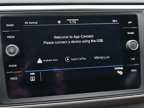 Used 2021 Volkswagen Atlas SE w/ Towing Package image 29