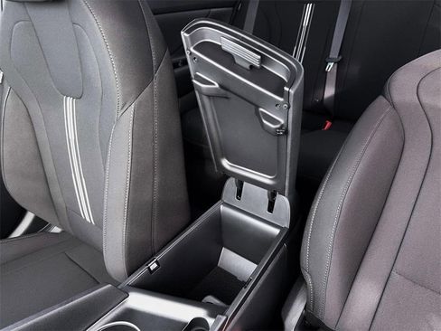 New 2026 Hyundai Elantra Sport image 18