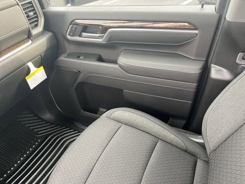 New 2026 GMC Sierra 2500 SLE image 13