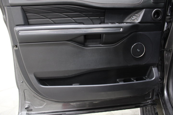 Used 2020 Ford Expedition Platinum AWD/4WD image 19