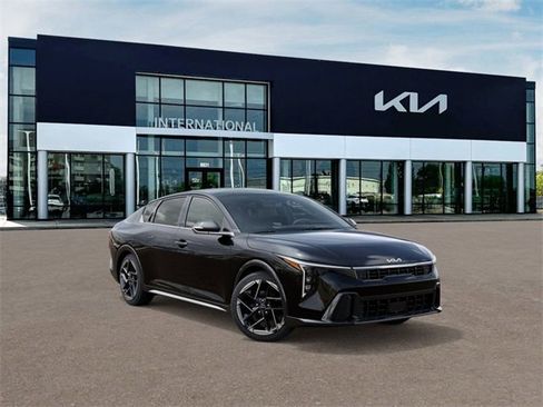 New 2026 Kia K4 GT-Line image 8