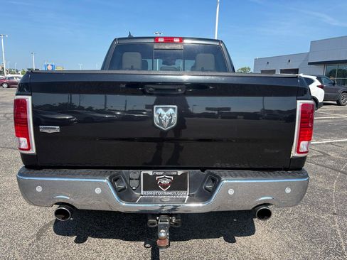Used 2017 RAM 1500 Laramie RWD image 10
