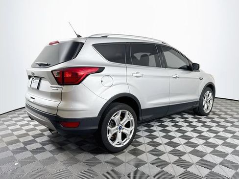 Used 2019 Ford Escape Titanium FWD image 7