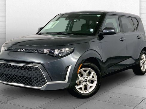 Certified 2023 Kia Soul S FWD image 12