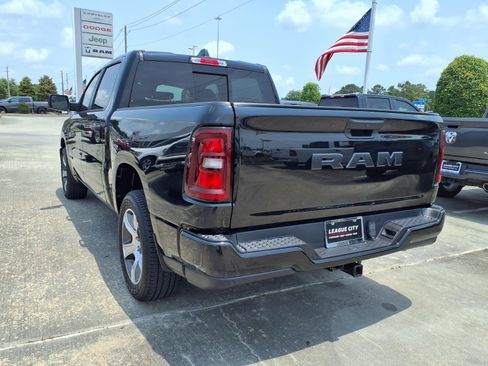 Used 2025 RAM 1500 Tradesman RWD image 2