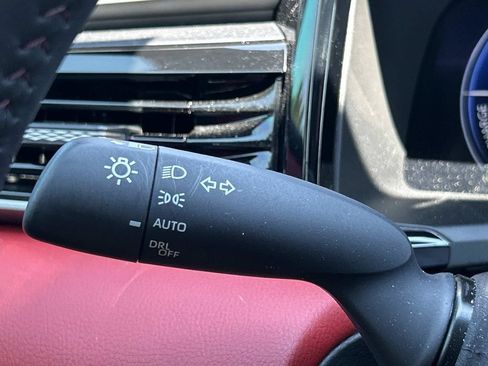 Used 2026 Toyota Camry XSE FWD image 31
