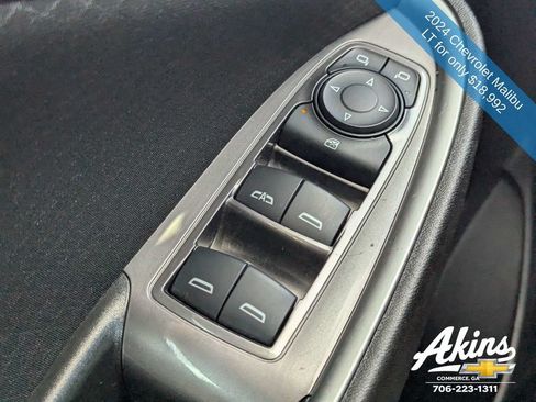 Used 2024 Chevrolet Malibu LT FWD image 22