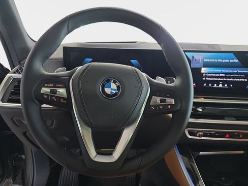 New 2026 BMW X5 xDrive50e w/ Climate Comfort Package AWD/4WD image 13