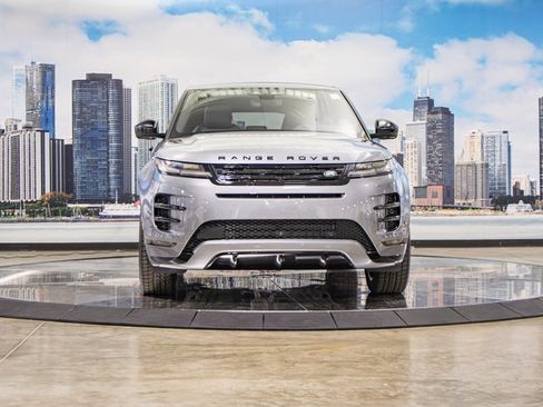 New 2026 Land Rover Range Rover Evoque Dynamic SE image 3