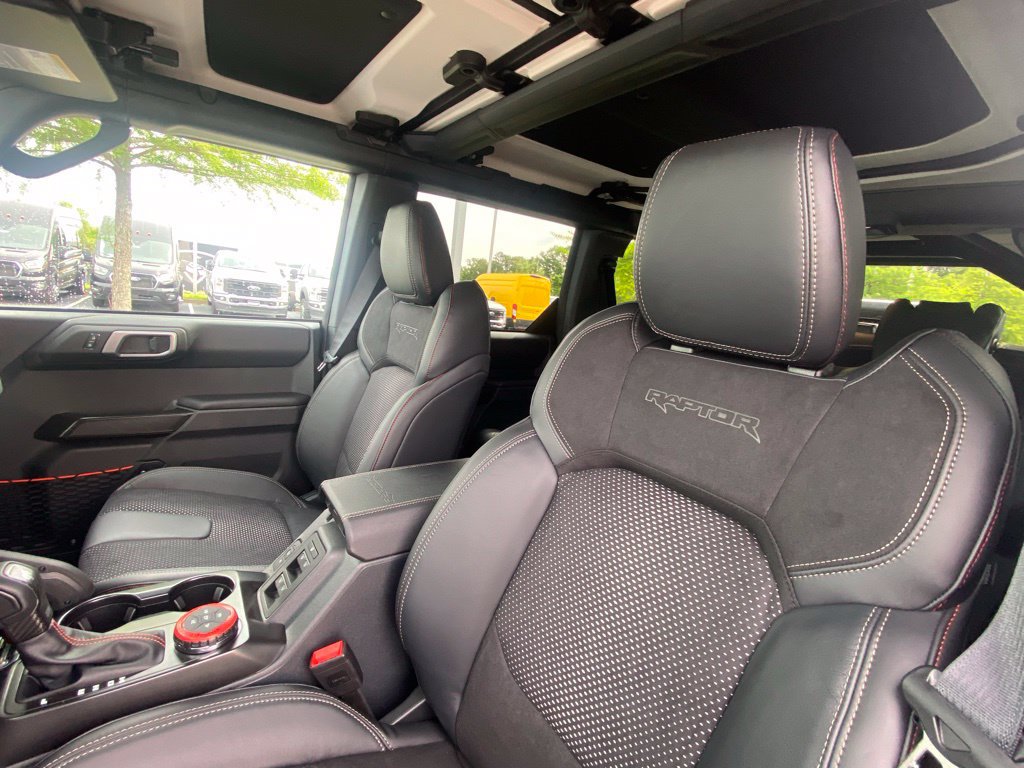 New 2026 Ford Bronco Raptor w/ Interior Carbon Fiber Pack AWD/4WD image 19