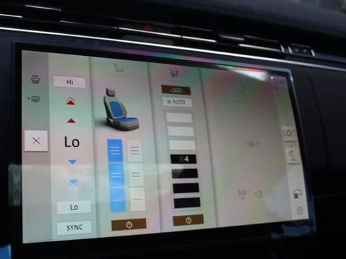 New 2025 Land Rover Range Rover Sport Dynamic SE image 17