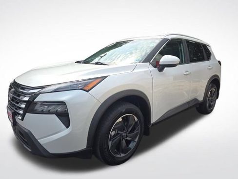 Used 2024 Nissan Rogue SV w/ SV Premium Package AWD/4WD image 8