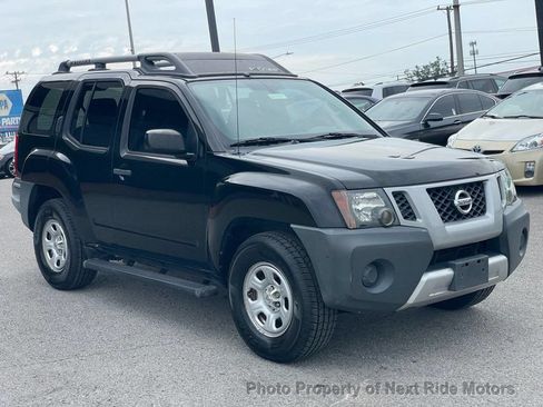 Used 2015 Nissan Xterra X RWD image 4