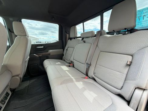 Used 2019 GMC Sierra 1500 SLE w/ SLE Value Package AWD/4WD image 10