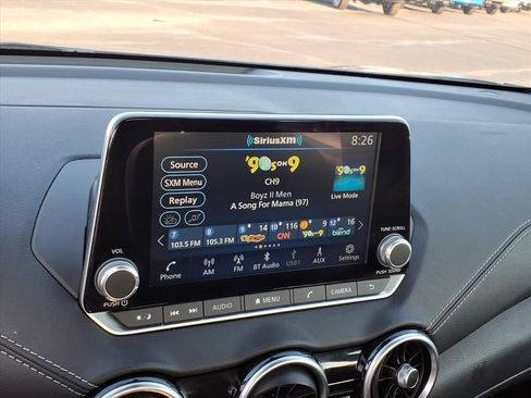 Used 2024 Nissan Sentra SV FWD image 8