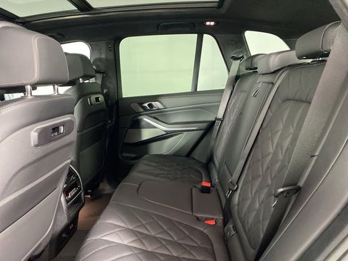 New 2026 BMW X5 xDrive40i w/ M Sport Package image 19