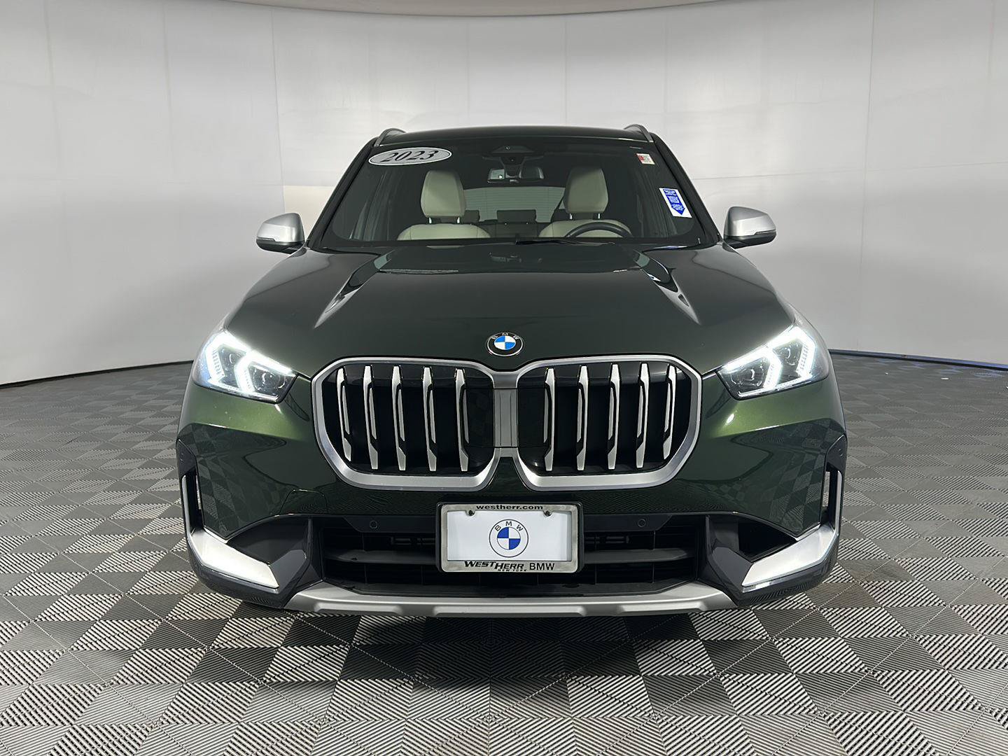 Used 2023 BMW X1 xDrive28i w/ Convenience Package AWD/4WD image 5