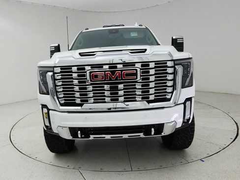 Used 2024 GMC Sierra 2500 Denali w/ Denali Reserve Package AWD/4WD image 2