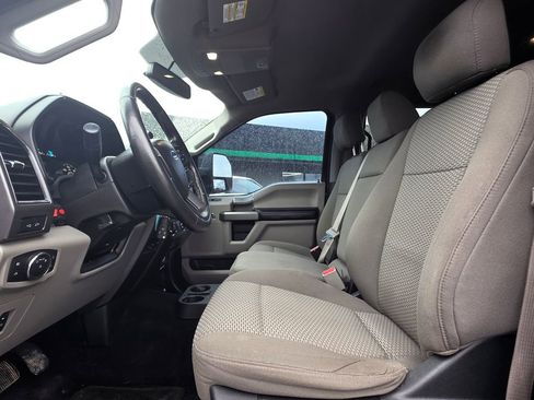 Used 2017 Ford F150 XLT w/ Equipment Group 302A Luxury image 11