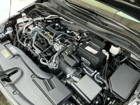 Used 2023 Toyota Corolla LE w/ Carpet Mat Package (TMS) FWD image 22