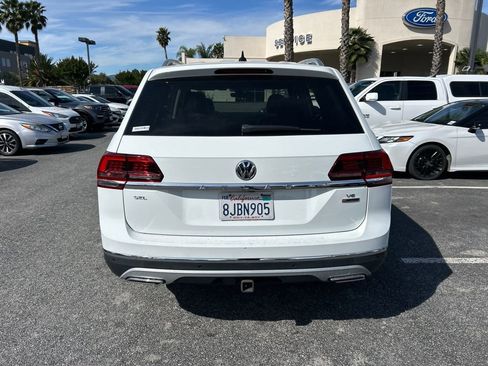 Used 2019 Volkswagen Atlas SEL Premium image 5