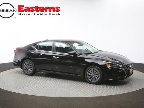Used 2023 Nissan Altima 2.5 SV w/ SV Premium Package FWD image 50