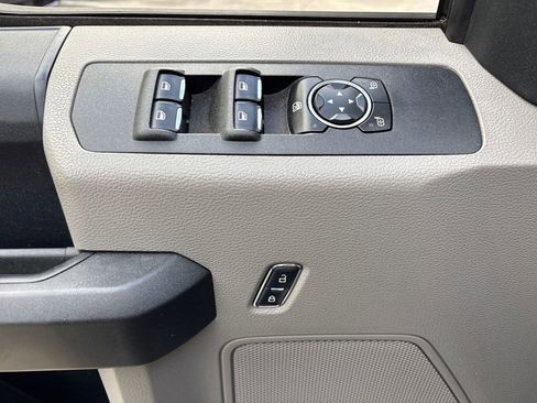 Used 2017 Ford F250 XL w/ Power Equipment Group image 17