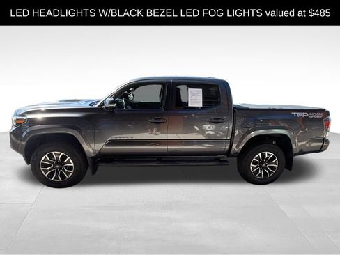 Used 2023 Toyota Tacoma TRD Sport AWD/4WD image 4