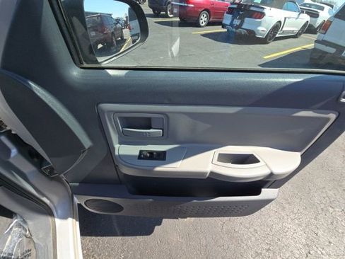 Used 2005 Dodge Dakota SLT w/ Interior Convenience Group AWD/4WD image 21