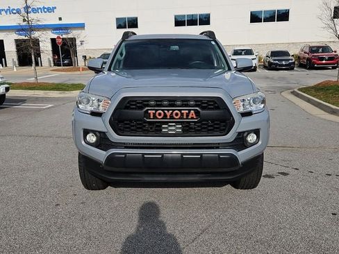 Used 2020 Toyota Tacoma SR5 image 2