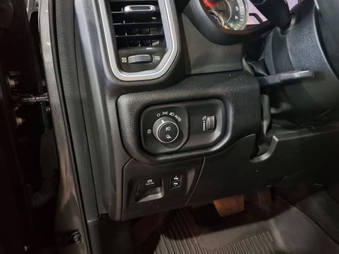 Used 2022 RAM 1500 Big Horn AWD/4WD image 24