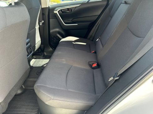 Certified 2024 Toyota RAV4 LE AWD/4WD image 28