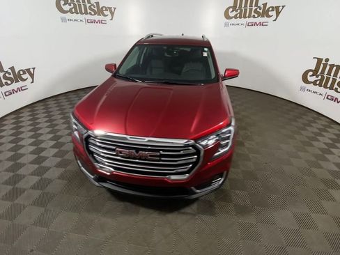 Certified 2023 GMC Terrain SLT FWD image 3