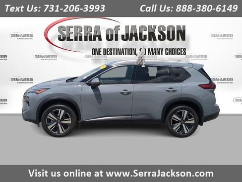Used 2025 Nissan Rogue SL AWD/4WD image 1