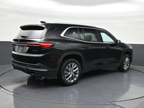 Used 2025 Buick Enclave Preferred w/ Power Package FWD image 5