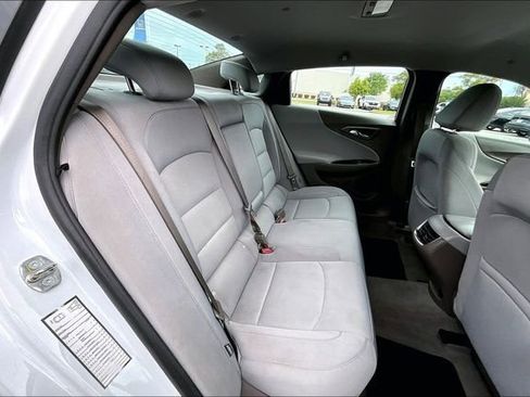 Used 2022 Chevrolet Malibu LT image 20