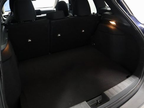 Certified 2025 Nissan Kicks SV image 14