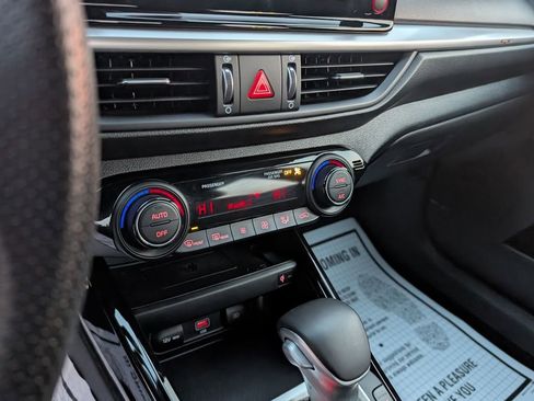 Used 2023 Kia Forte GT w/ GT2 Package image 21